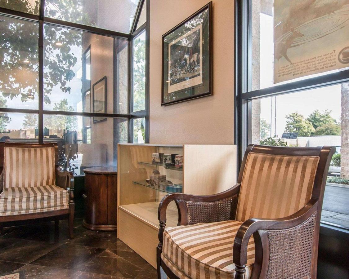 Palm Inn Hotel Near Tyler Mall 리버사이드 외부 사진