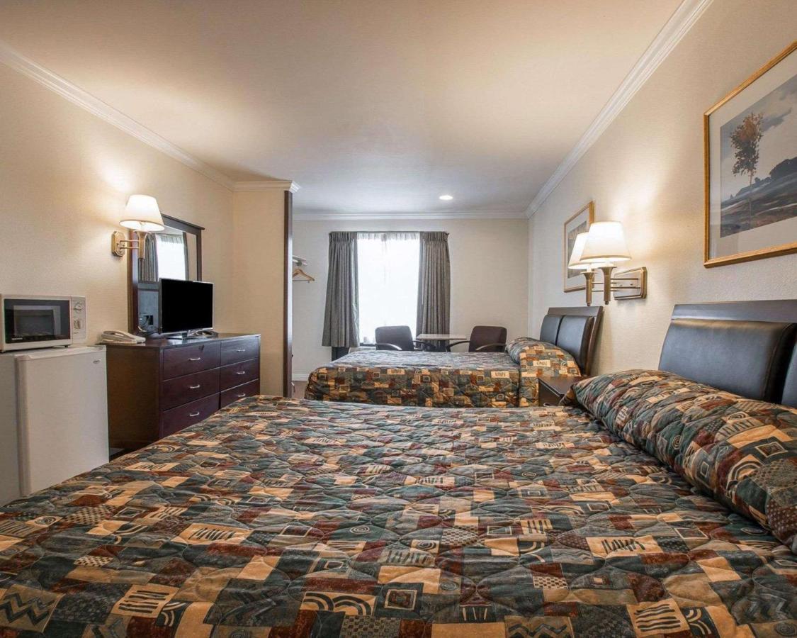 Palm Inn Hotel Near Tyler Mall 리버사이드 외부 사진