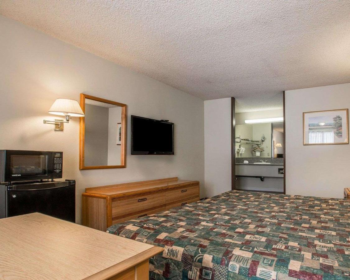 Palm Inn Hotel Near Tyler Mall 리버사이드 외부 사진